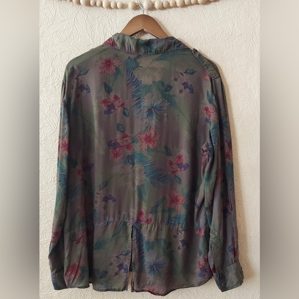 Sanctuary green floral snap front shirt long sleeve tunic top oversized Sz small - Picture 2 of 11